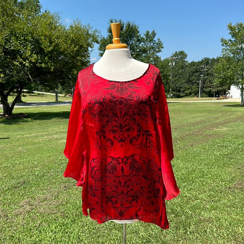 Red floral print top
